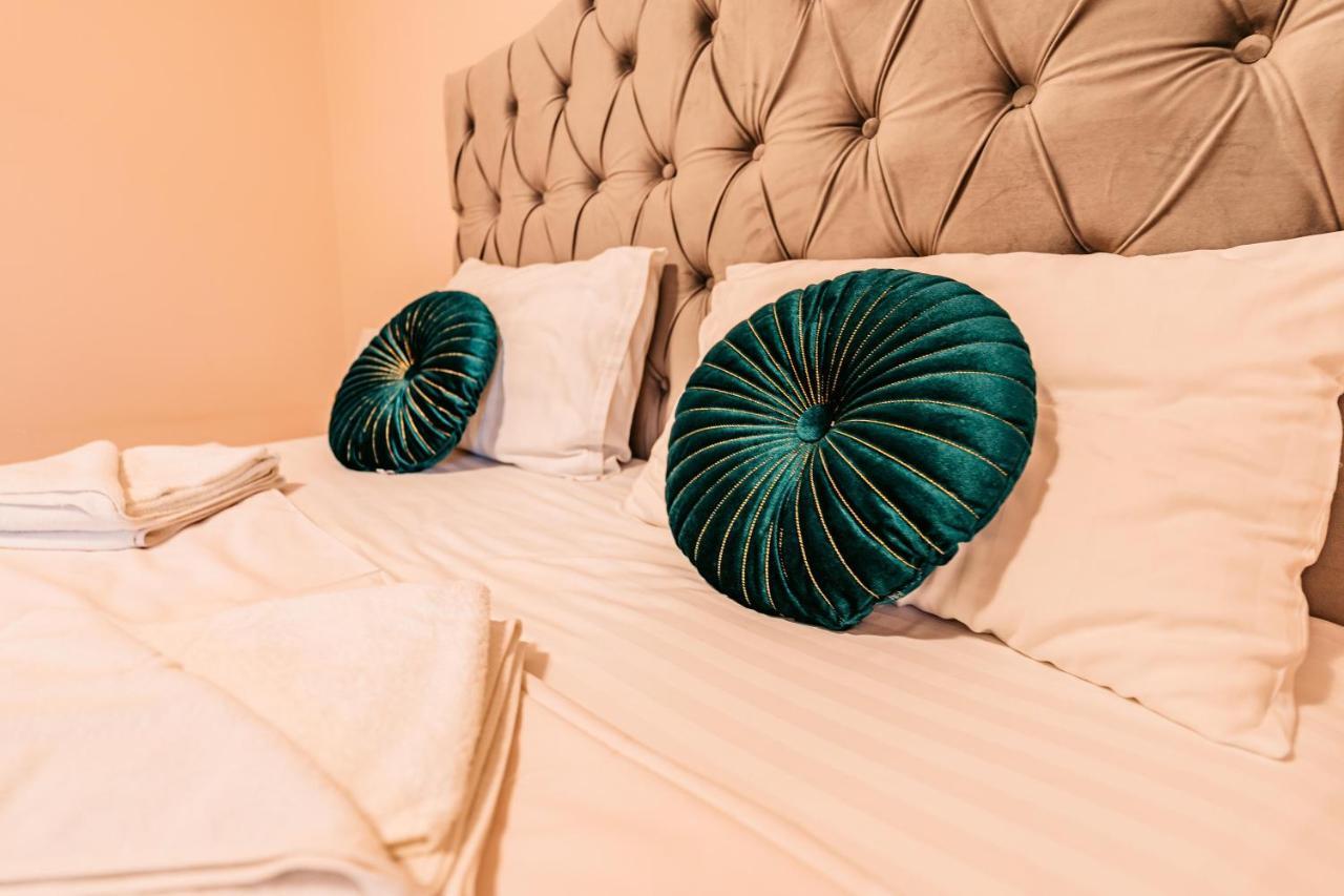 Lotos Depandans Hotel Nis Bagian luar foto